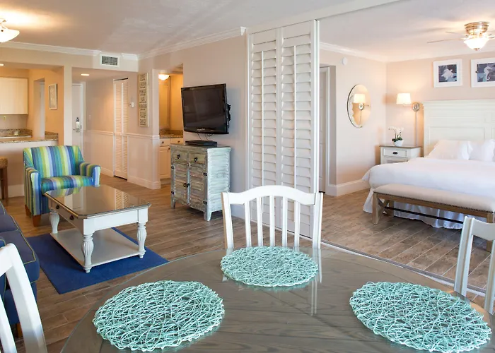 Sundial Beach Resort&Spa